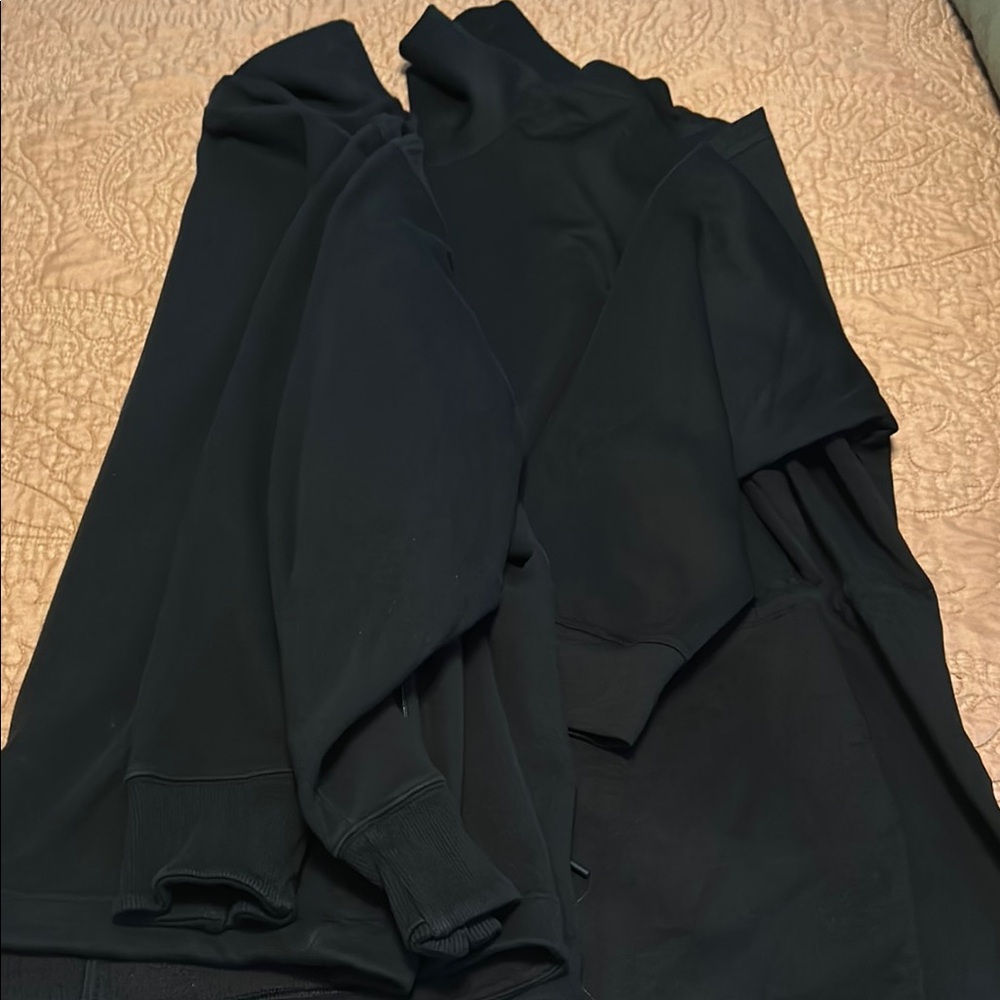 Black Athleta tops